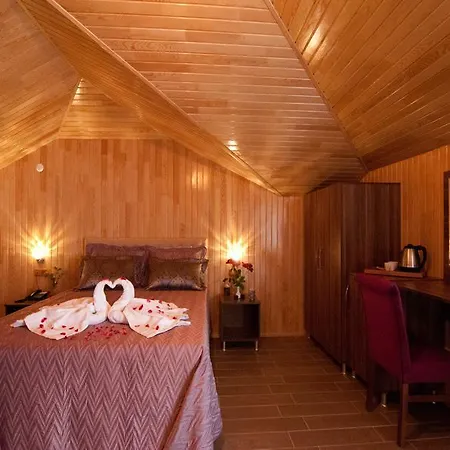 Hotel Defne